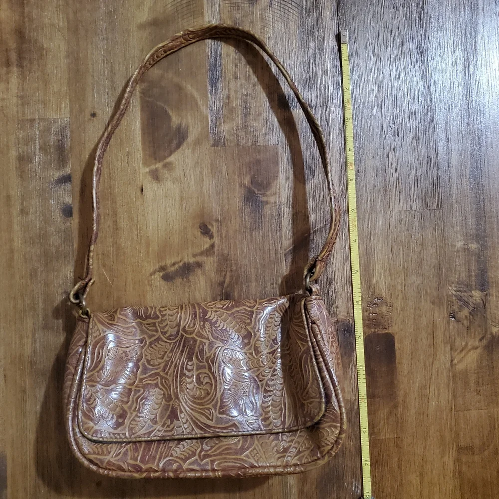 Women's Floral Embossed Western Shoulder Purse - Tan Cognac Brown